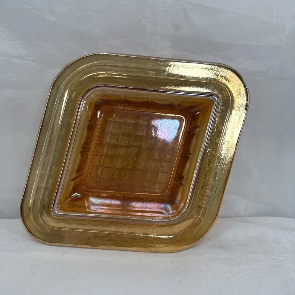 Marigold/Orange‎ Imperial Iridescent Glass Diamond Shape Dish